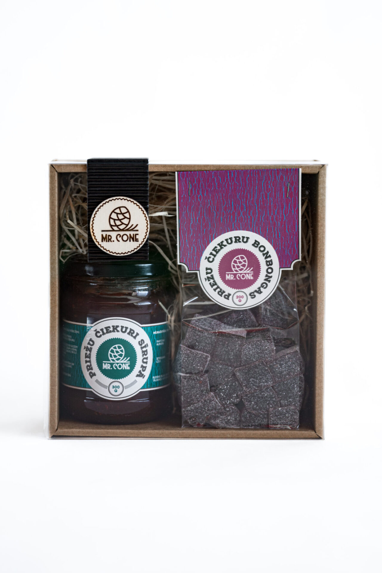 Priežu čiekuru dāvanu komplekts Nr.3